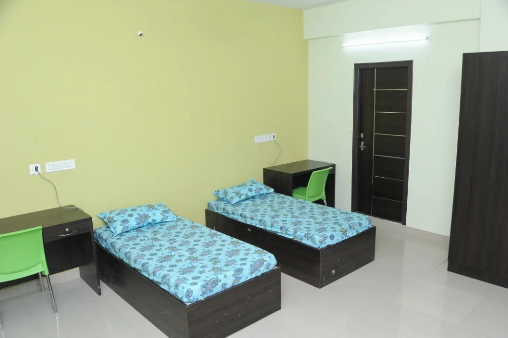 symphony-hostels1